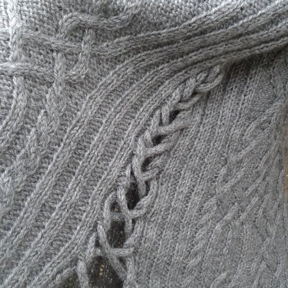 The grey sweater trend !  Unique! 100% virgin wool cable knit sweater - Picture 3 of 7